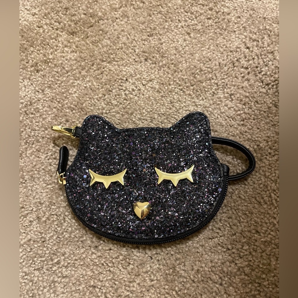 NWOT Betsy Johnson black glitter cat wristlet/wallet. Adorable!